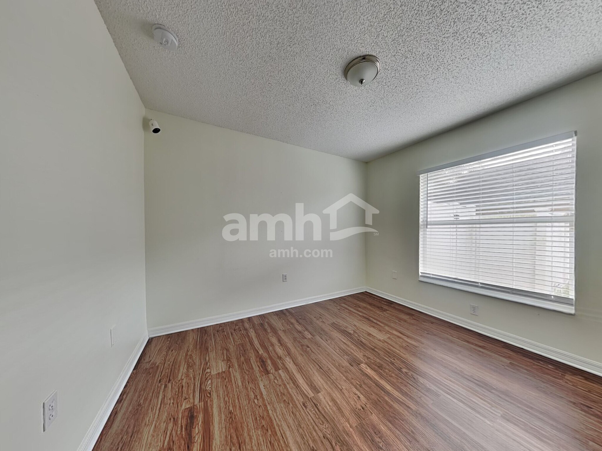 Building Photo - 30707 Pga Dr