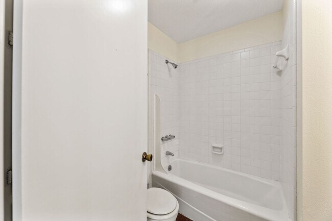 Building Photo - AUS2518 Howellwood