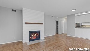 Building Photo - 8642 Fredericksburg Rd