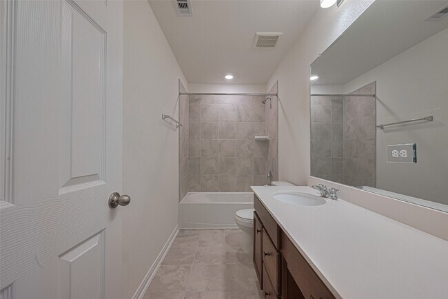 Building Photo - 5727 Texas Sage Dr