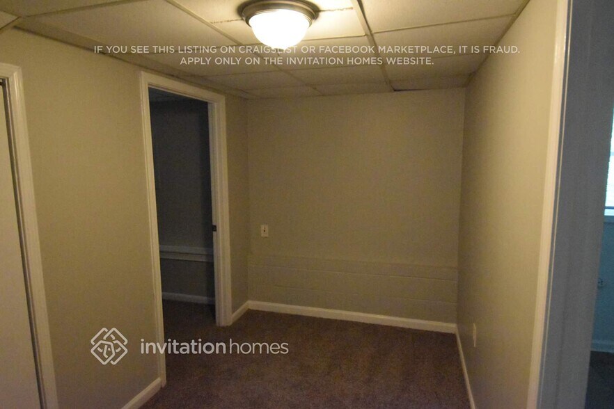 Building Photo - 510 Cove Rd