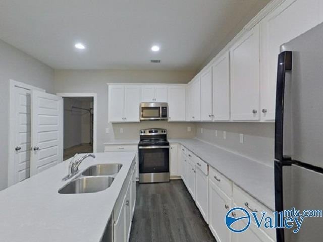 Building Photo - 11401 Crimson Ridge Rd