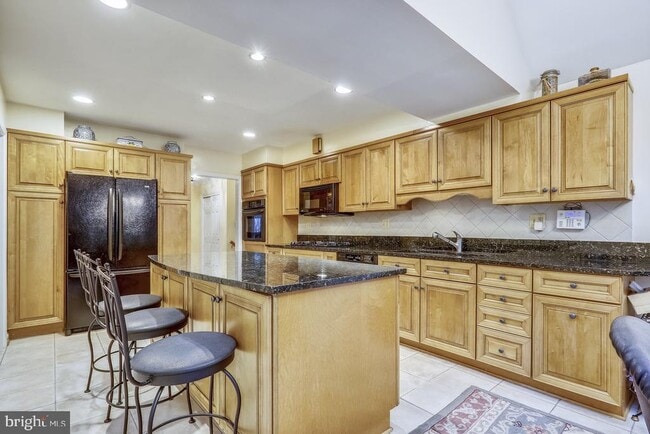Building Photo - 1416 Crestridge Dr