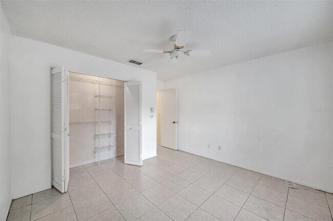 Building Photo - 2291 Shelly Dr