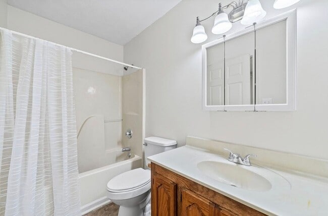 Building Photo - 101 Avalon Blvd