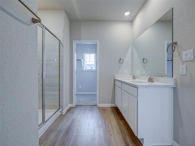 Building Photo - 10205 Mager Ln