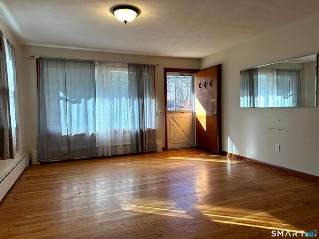 Building Photo - 407 CT-2