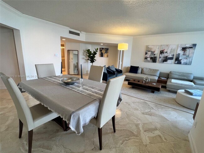 Building Photo - 21055 Yacht Club Dr