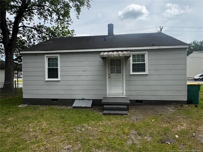 Building Photo - 1009 Cherry St