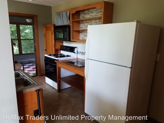 Building Photo - 4 br, 4 bath House - 517 Coal Bank Rd.