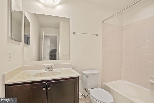 Building Photo - 43176 Witham Square