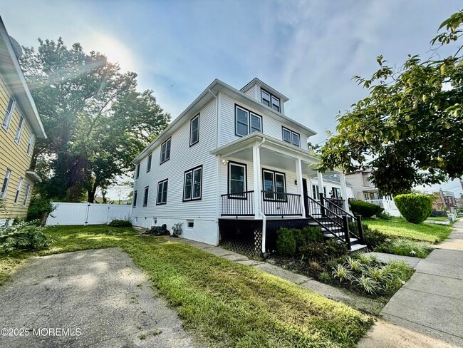 Primary Photo - 163 Ridge Ave