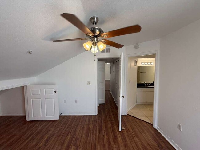 Building Photo - 5117 City St