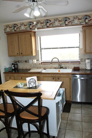 Building Photo - 4525 Nutmeg Tree Ln