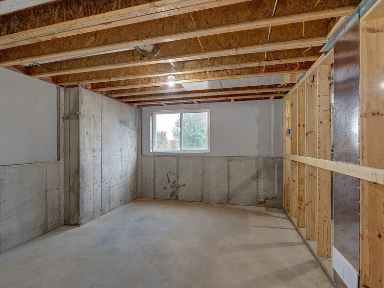 Building Photo - 115 Prairie Heights Dr