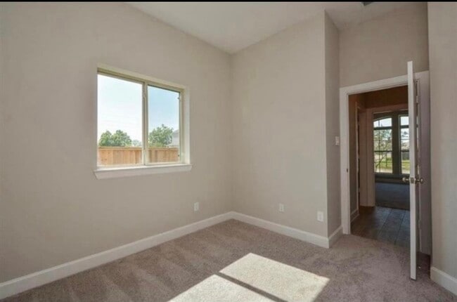 Building Photo - 427 Micaela Meadows Ct