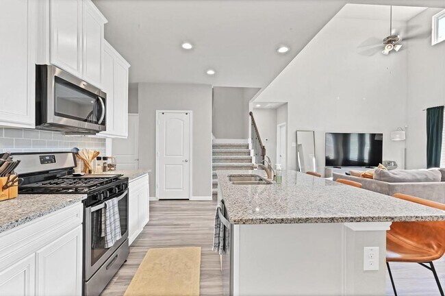 Building Photo - 16223 Neff Park Dr