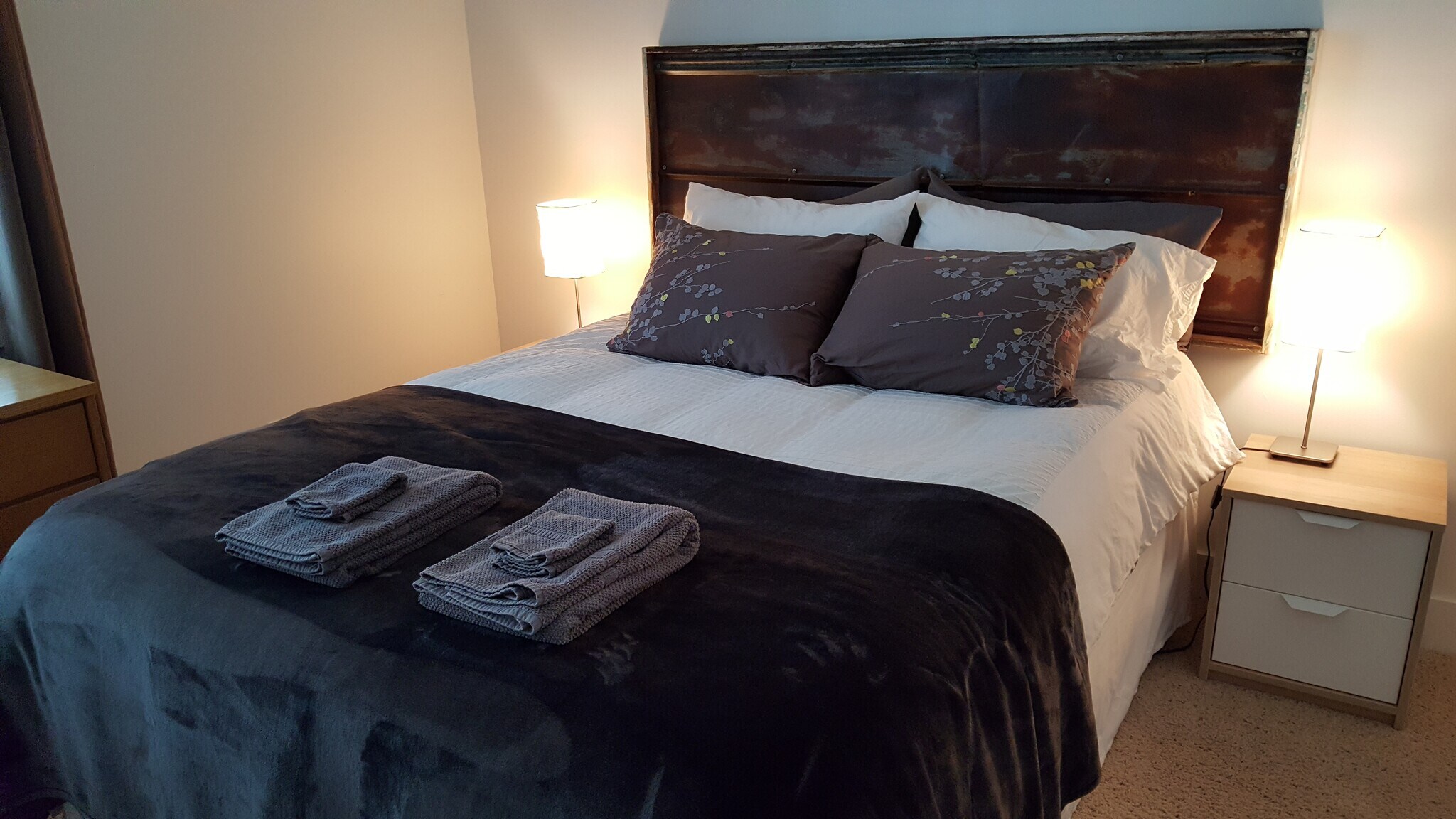 Building Photo - 915 Haywood Rd