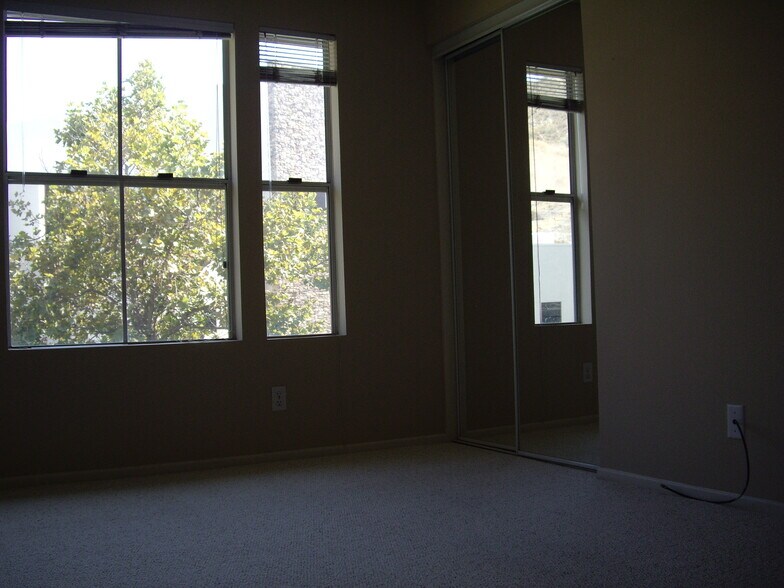 in-proess of updating Blinds. - 10 Abrigo