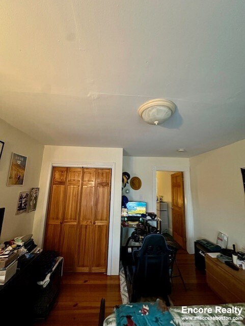 Building Photo - 86 Prentiss St