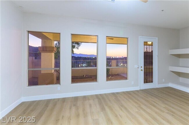 Building Photo - Amazing single story 3-bedroom home with A...