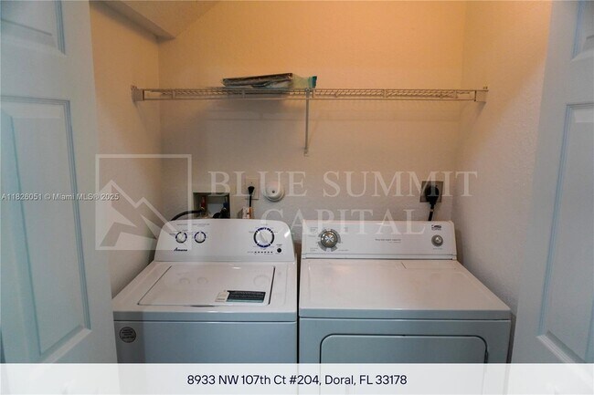 Building Photo - 8933 NW 107th Ct