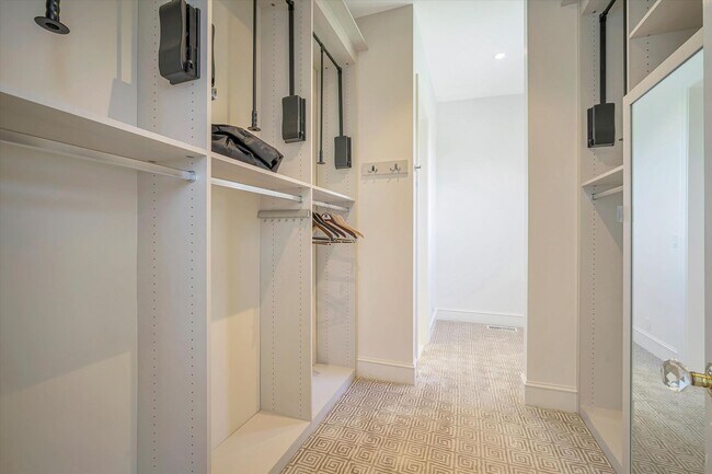 Building Photo - Welcome to Your Luxurious Napa Valley Retr...