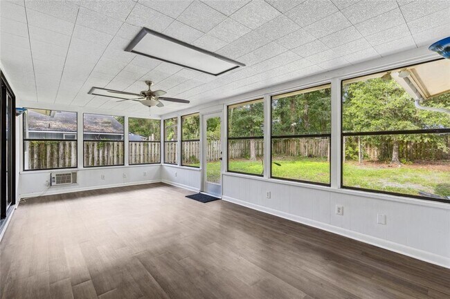 Building Photo - 1716 SW 77th Terrace