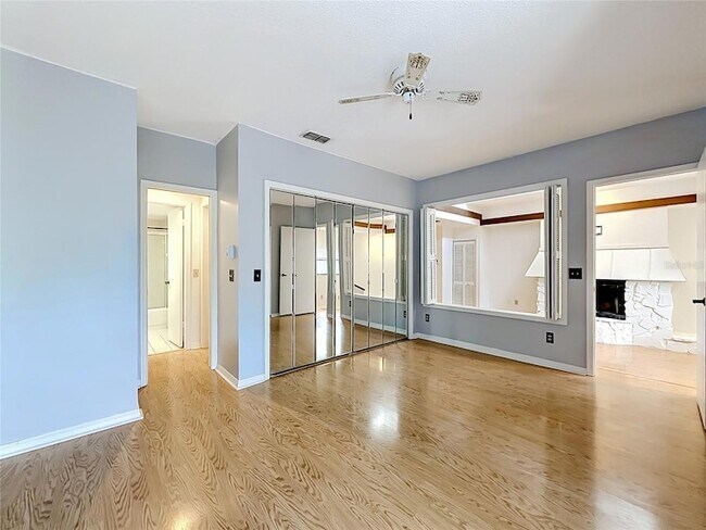 Building Photo - 4405 W Fair Oaks Ave