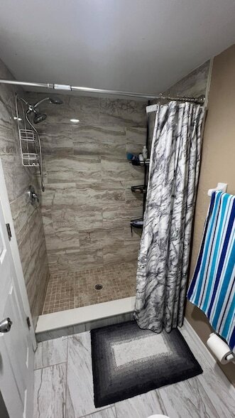 Building Photo - 1524 SE Royal Green Cir