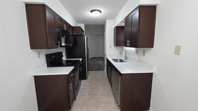 Building Photo - 1536 Beaver Trail Dr