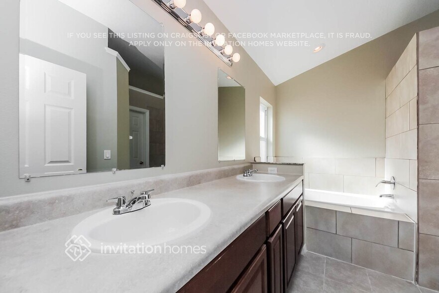 Building Photo - 3232 Harpers Ferry Ct