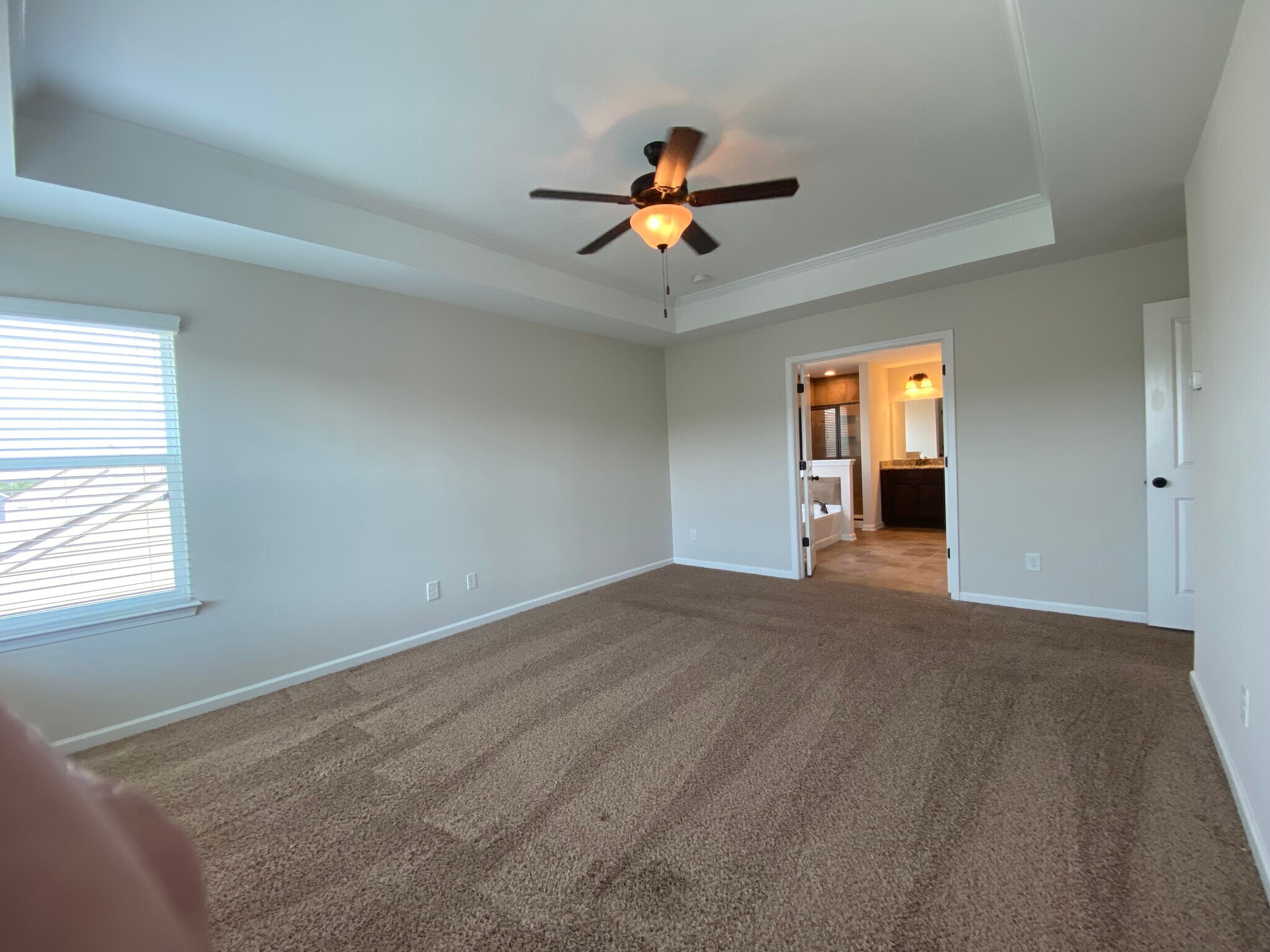 Primary bedroom - 2076 Waverly Ct