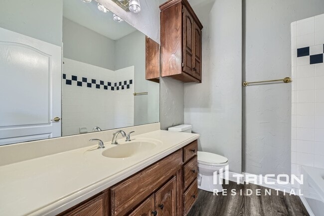 Building Photo - 1028 Pebble Beach Dr