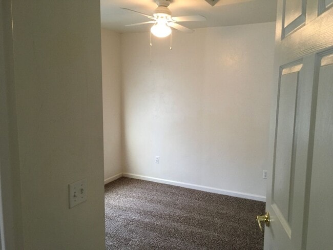 Building Photo - Downtown Downstairs Income Restricted Single Level ADU Accessible Unit
