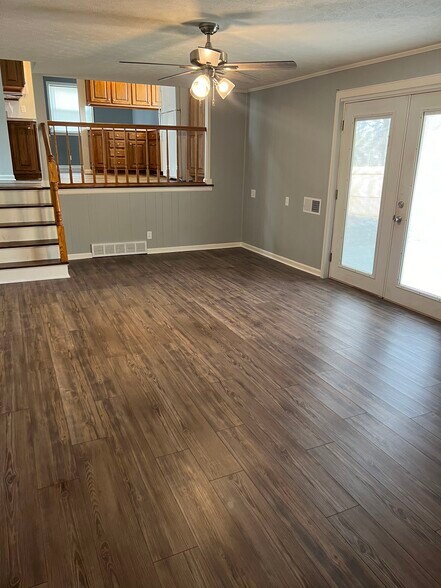 Building Photo - 8005 Casualwood Ct