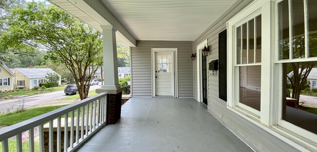 Building Photo - 1105 Virginia Ave