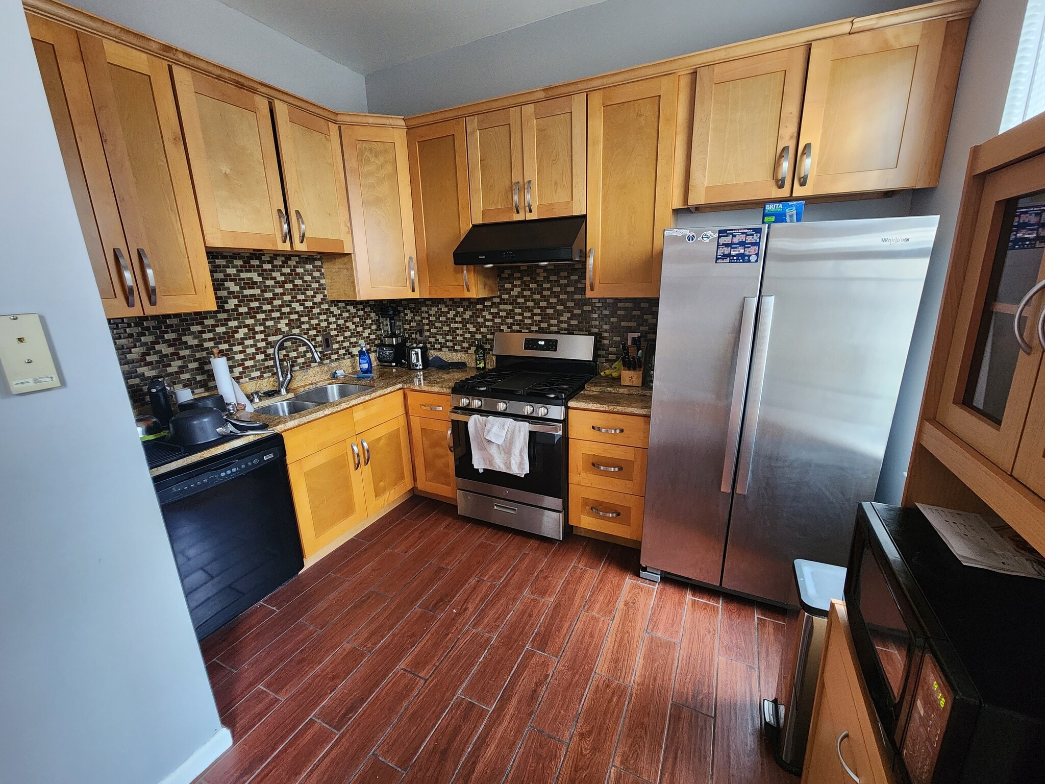 Kitchen - 504 Rhode Island Ave NW