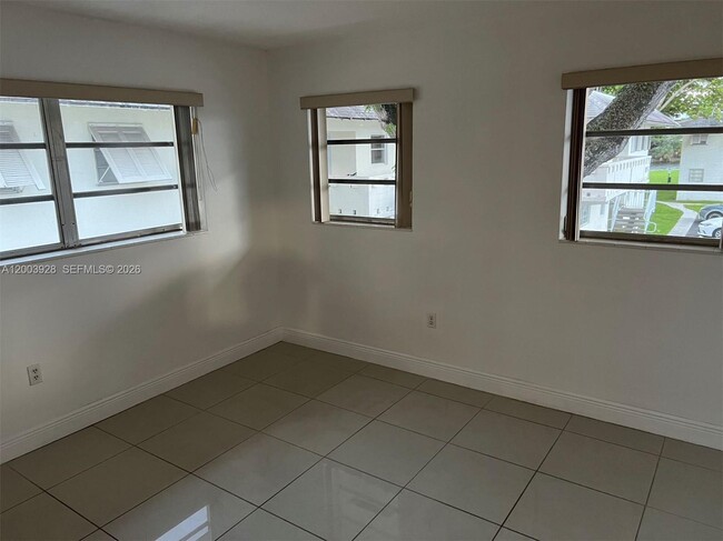 Building Photo - 7324 SW 82nd St