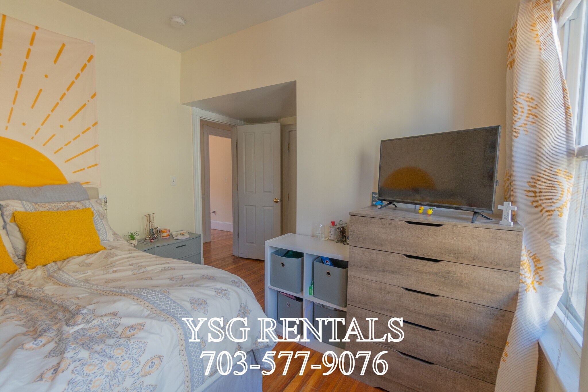 Building Photo - 102 Cypress St