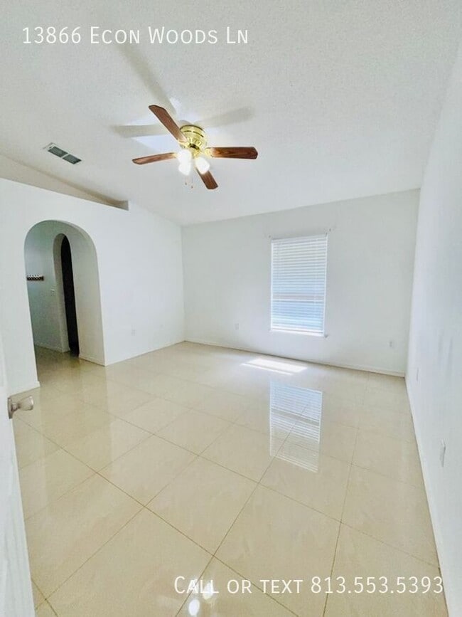 Building Photo - 13866 Econ Woods Ln