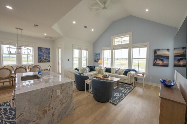 Building Photo - 18414 Indian Beach Ct