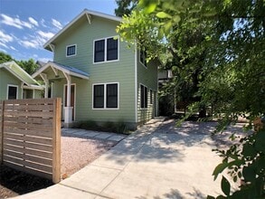 Building Photo - 1009 Woodland Ave