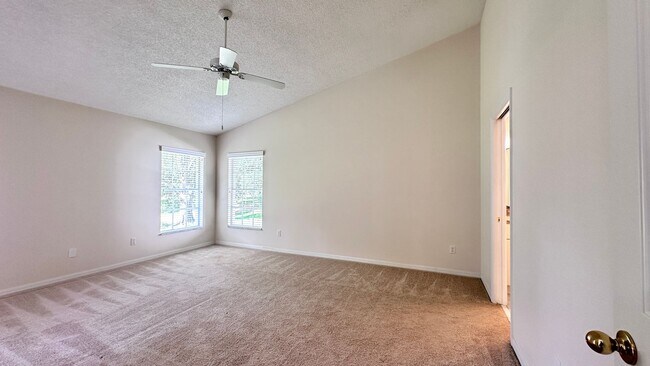 Building Photo - 7468 Aprelle Dr