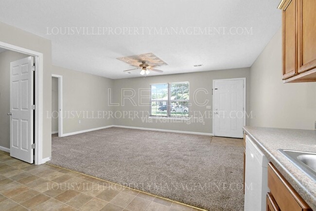 Building Photo - 304 Keeneland Dr