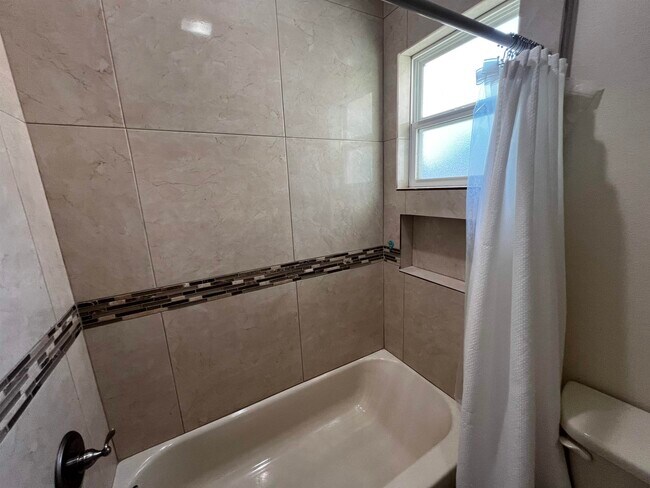 Building Photo - 5703 Moses Lp