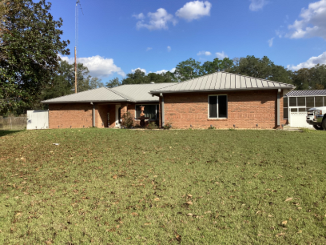 Building Photo - 3927 SW 89th Ave