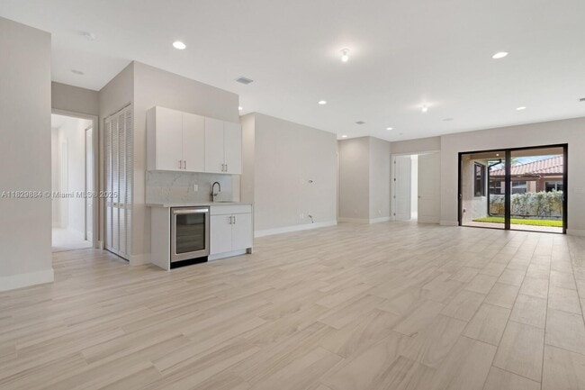 Building Photo - 13130 Addilyn Ct