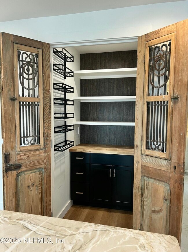 Building Photo - 201 Hopkins St