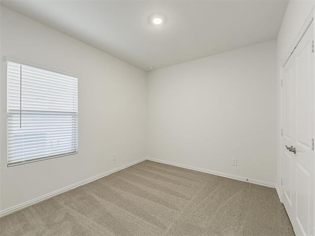 Building Photo - 506 Cottner Dr